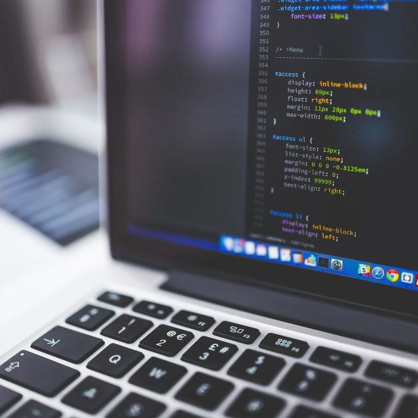 Cybersecurity sa Bug Bounty Programs: Paano Binabayaran ang Mga Ethical Hackers upang Maghanap ng Kahinaan
